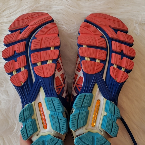 Asics Gel Kinsie 5 - Picture 2 of 8